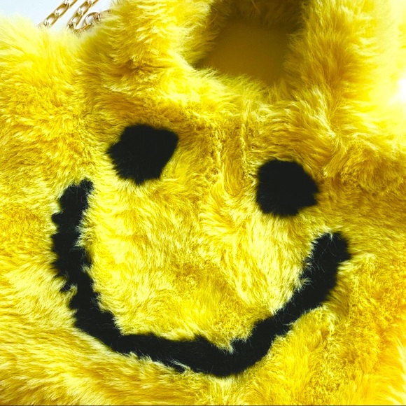 A Shop Of Things SMILEY SMILE YELLOW FAUX FUR BAG HANDBAG PURSE - Picture 2 of 6